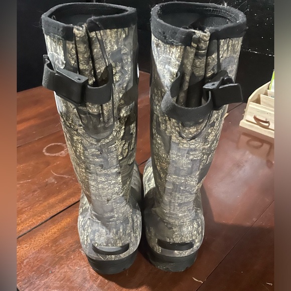 Lake&Trail Extreme Rubber Boot (Timber Camo) 2400 Thinsulate Ultra
Size 10 Men’s - Picture 4 of 5